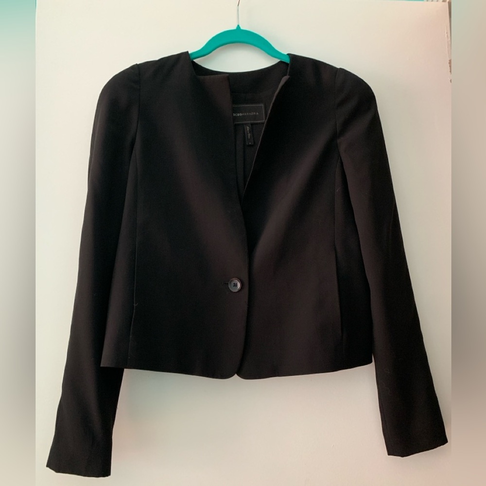 BCBGMAXAZARIA Jordyn 1 button black blazer, size S